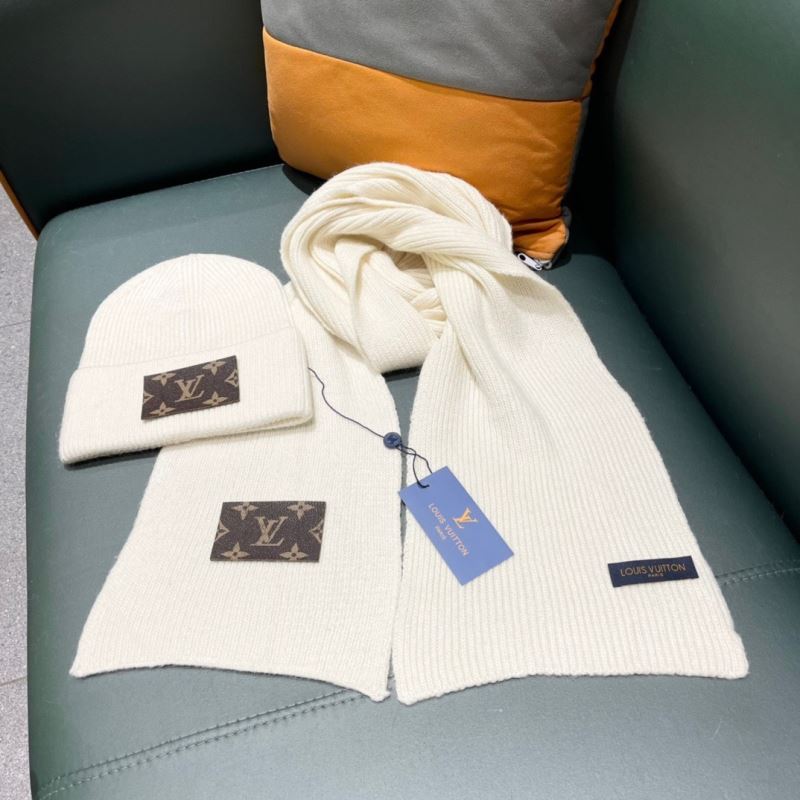 Louis Vuitton Caps Scarfs